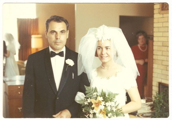 Pics of you in your mom's dress, or mom in her dress, or just the dress! : wedding Mom Poppa