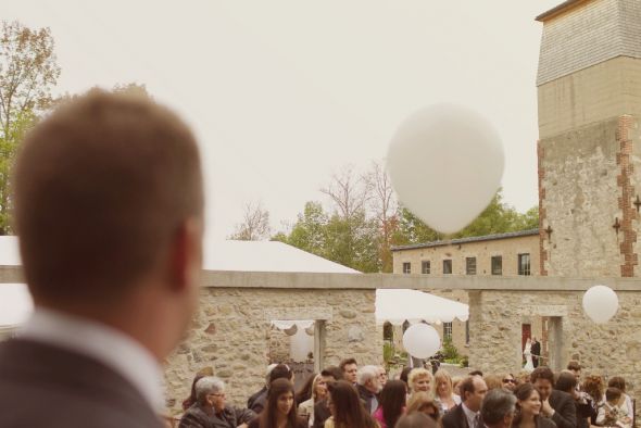 I want my girls to carry balloons! Am I crazy? (pics) : wedding Veronica Dan 0875