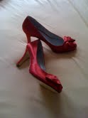Which color are your wedding shoes? :  wedding shoes color RedShoes