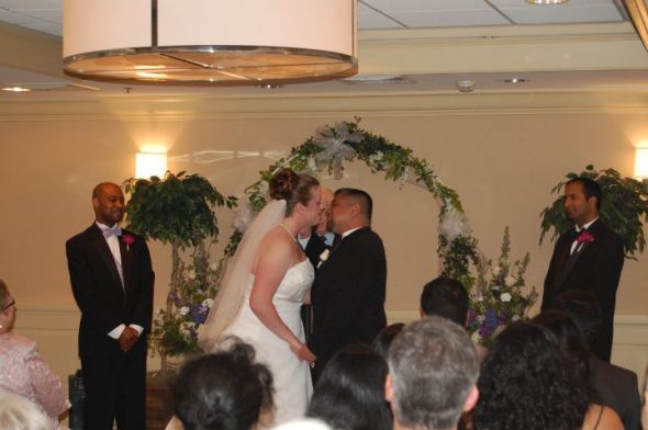 I'm married!!!! WooHoo!! :  wedding 14995 643993140738 31713425 36668802 1580972 N