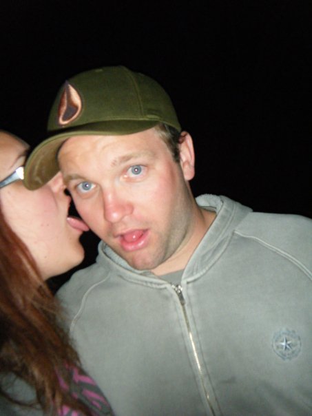 Your cutest couple picture : wedding 17946 256790460465 581930465 4334740 6331658 N