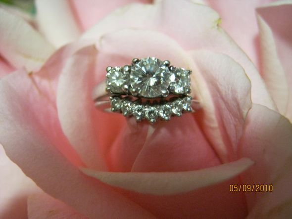 3 Stone Rings, Anyone? : wedding engagement ring 3 stones IMG 0049