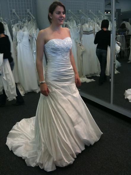 September 2010 Brides ... let's see your dresses! : wedding sottero jesslyn dress enzoani cheyenne Mydress