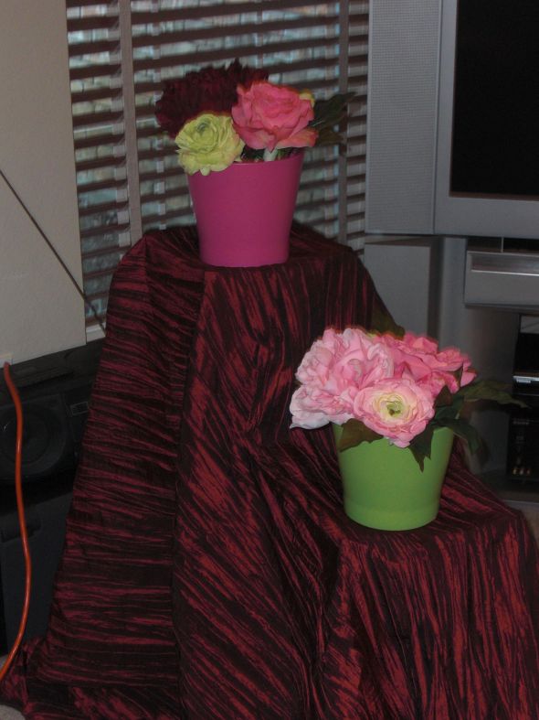 please show me your fake flower arrangements if you have any. :  wedding CIMG1021