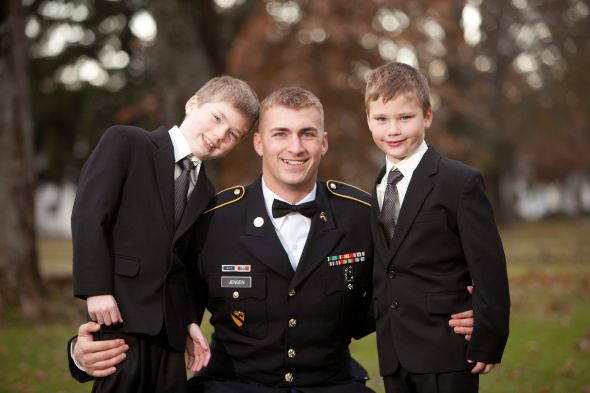 Finally got our pro pics back!! 11.11.11 military wedding (pic heavy) : wedding Jensen 0141