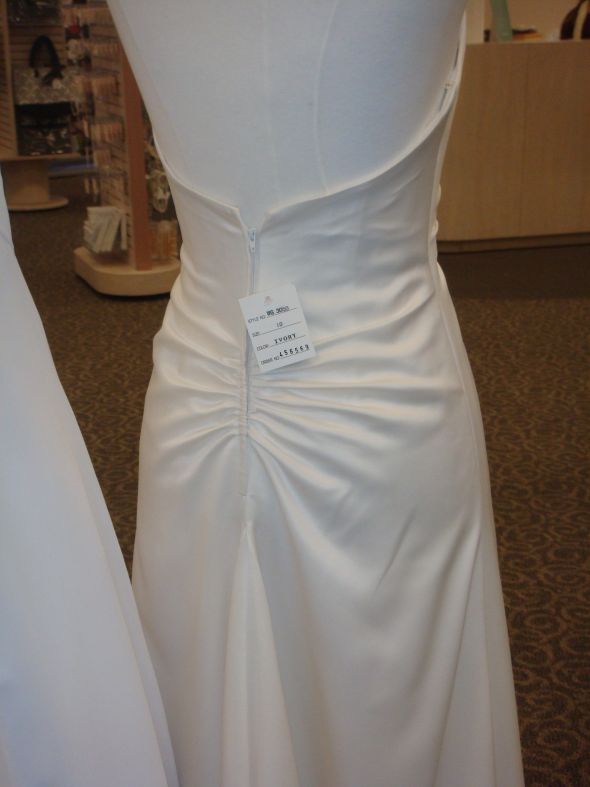 Preview Dress from DB (#3050) Never Worn :  wedding halter beading train ivory Back With Ruching