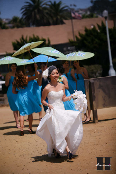 Show me pictures of your blue shoes with your wedding dress! :  wedding blue shoes ivory dress inspiration pictures sapphire horizon royal blue cobalt FormalPortraits070