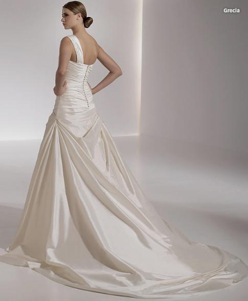 Pronovias Grecia 2010 collection wedding dress...after 5-23-10 :  wedding dress pronovias grecia Pronovias Grecia 2