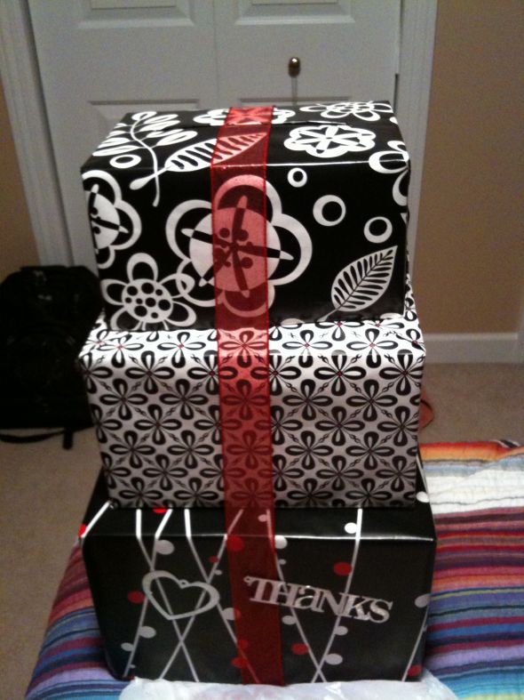 DIY Cardbox CHEAP wedding card box reception diy gifts black white red 