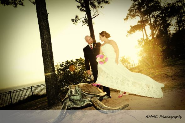 Can't wait..... pro pics TEASE :  wedding Jesskevinweddblog022