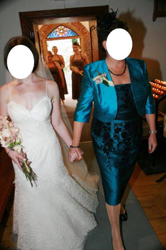 Let me see your dresses!! I'm sick of seeing them on models!! : wedding IMG 4963a