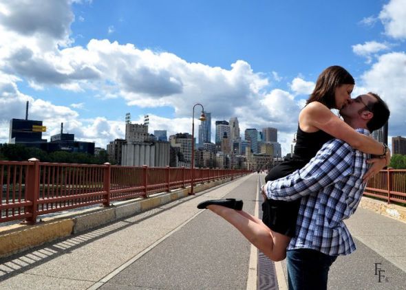Engagement pictures :  wedding 47326 433035563029 332575193029 5327392 617993 N
