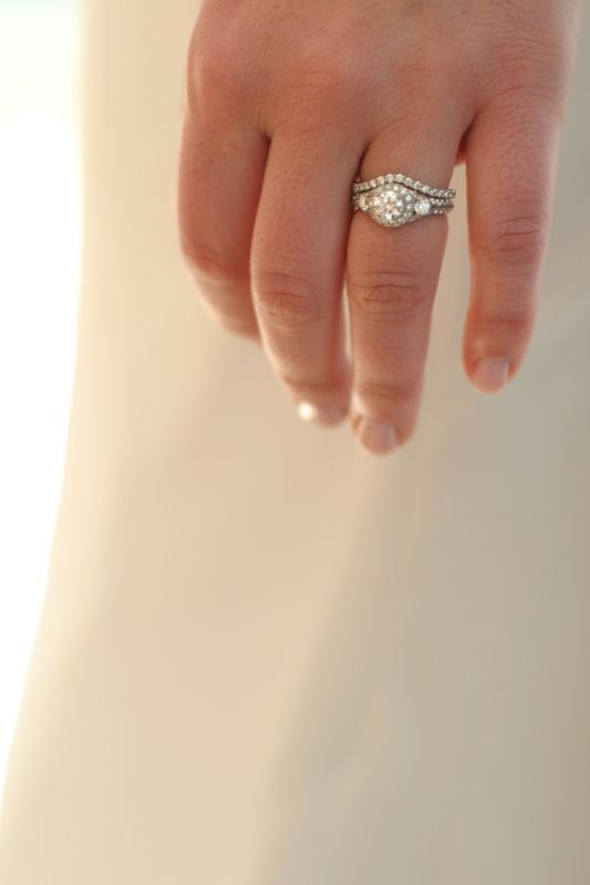 Girls w/ Halo Rings: Show me your wedding bands!! :  wedding Era  1160