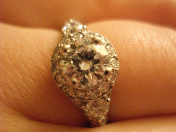 Got engaged yesterday-Pictures of Ring! :  wedding ring My Ring