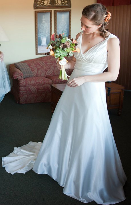 Jasmine F319 Dress :  wedding bouquet inspiration dress makeup 167011 194905803859904 138983969452088 822488 5849813 N