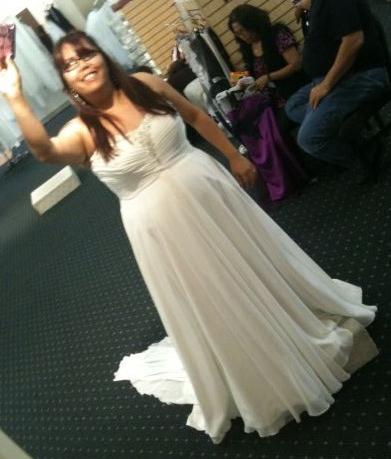 Plus size? Show us your dress! :  wedding plus size 1 dress fashion real brides curves Photo