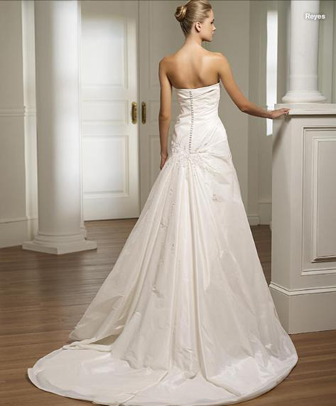 Pronovias Reyes Size 4 With Tags : wedding pronovias reyes wedding gown size 4 2 6 silk taffeta new with tags sparkles size 0 size 2 size 4 Pronovias2009 Reyes 2