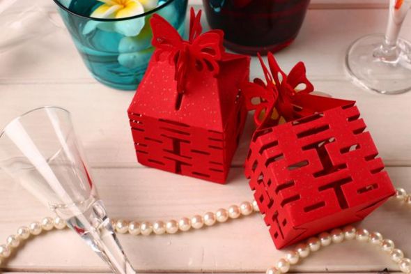 Help with selecting my favors :  wedding butterfly double happiness favor Reddoublehappinessbox
