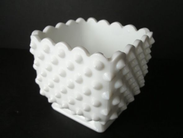 Fenton Milk Glass Hobnail Planters : wedding fall rustic vintage hobnail milkglass fenton white flowers diy reception B9Kc1SQ2kKGrHqZiQEzNkeqbgZBM5nfDkQ 3