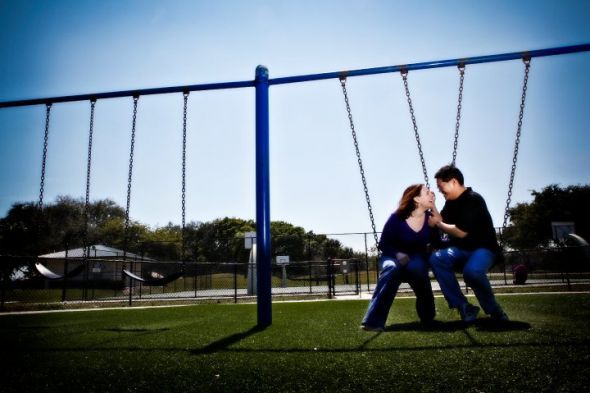 Post your Favorite Pro Engagement shots!!! :  wedding 27105 720313474017 15620929 40250306 4056098 N