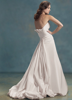 February 2011 : wedding Alt Back