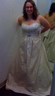 February 2011 : wedding Dress2