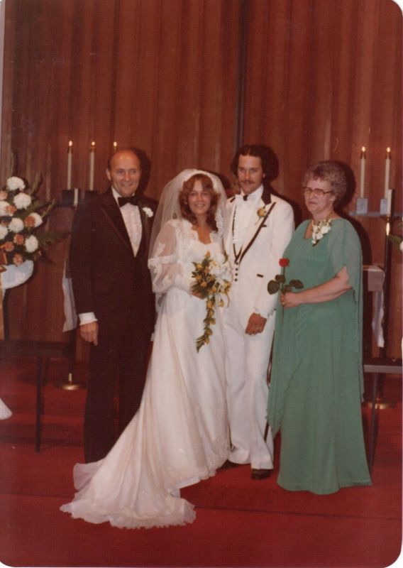 Pics of you in your mom's dress, or mom in her dress, or just the dress! : wedding Mom Wedding