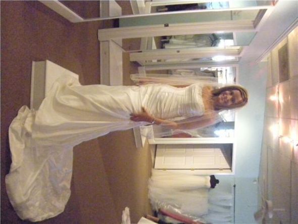 My Ivory Dress :  wedding trying to match grooms tux to my ivory dress Theone2