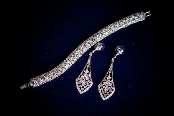 I'd love to see your earrings! :  wedding earrings chandelier accessories accessorizing I 0342