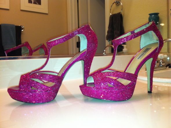 Gorgeous Custom Swarovski Strassed Heels - Sz 9.5 - Fuchsia :  wedding swarovski shoes crystal fuchsia pink strassed diy Shoes6