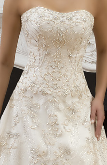Be honest...what do you think of this dress? :  wedding dress EmeraldDRess2