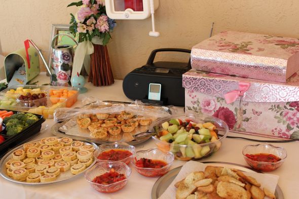 Garden Party Bridal Shower (Pic heavy) :  wedding 5948857524 93f5d4ddfb Z