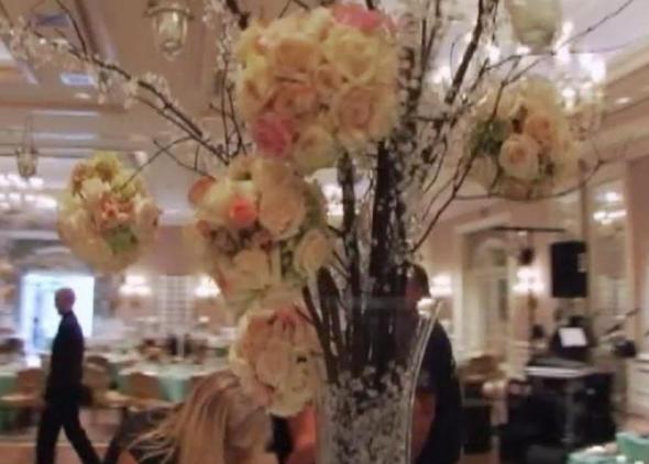 Beautiful hydrangea and rose centerpieces wedding hydrangea rose white Big