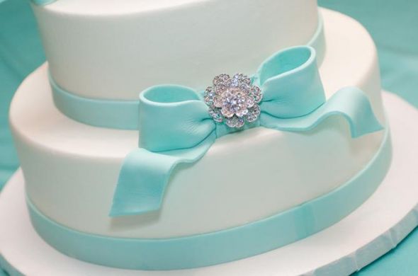 Married Bee's, show us your CAKE! :  wedding cake Cakeupclose