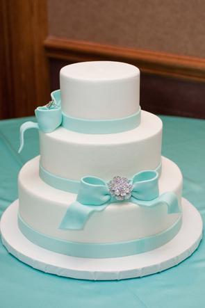 Non-fondant cake inspiration? : wedding inspiration cake picture Cakeyum