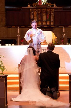 I'm a Mrs! Professional pics (and lots of them)! : wedding Kneeling5