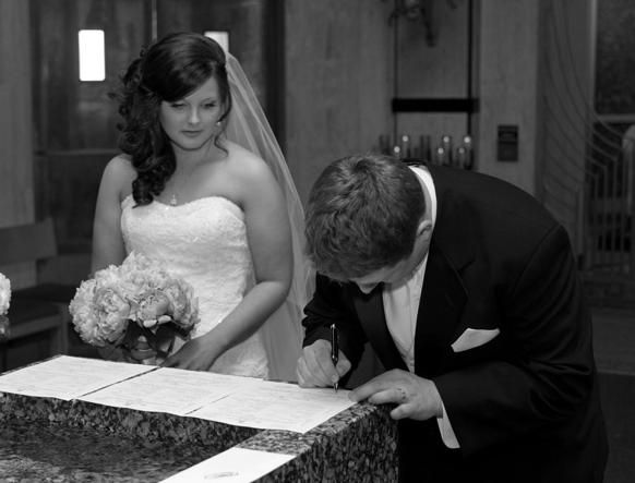 I'm a Mrs! Professional pics (and lots of them)! : wedding Marriagelicense2