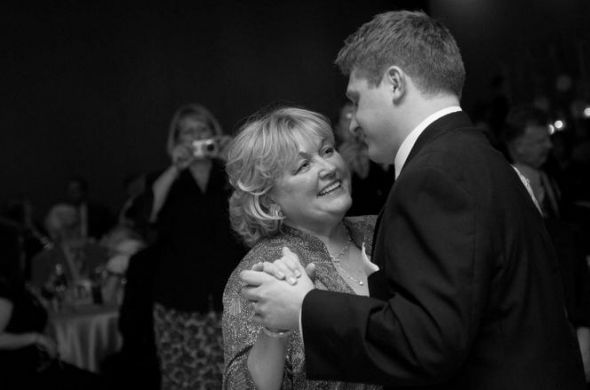 I'm a Mrs! Professional pics (and lots of them)! : wedding Ryanmomdance2