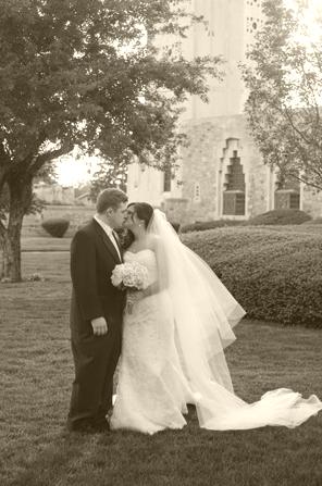 I'm a Mrs! Professional pics (and lots of them)! : wedding Us11