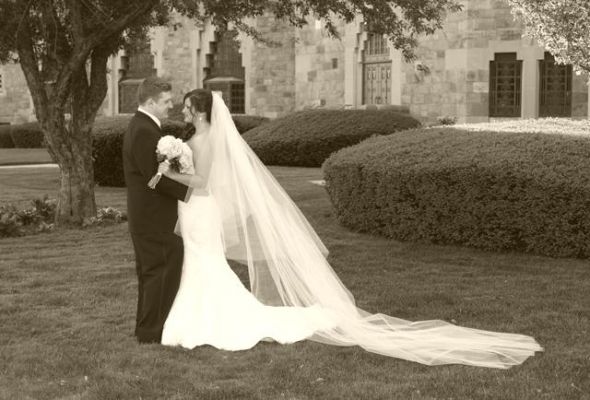 I'm a Mrs! Professional pics (and lots of them)! : wedding Us2