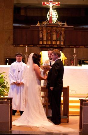 I'm a Mrs! Professional pics (and lots of them)! : wedding Vows