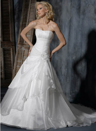 Show me your dresses with Ruching please. :  wedding Maggiesotteromegan