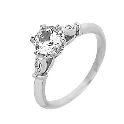My shiny new white sapphire e-ring! :  wedding white sapphire Whitesapphire2