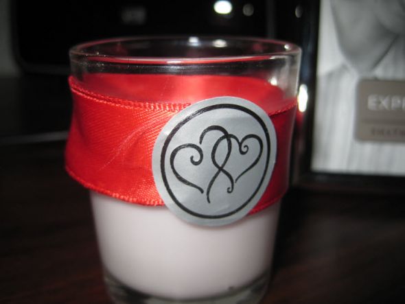 How to attach ribbon to these candles :  wedding decoration candles Candles Resized