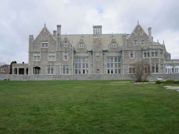 SE Connecticut venue suggestions :  wedding Branford House