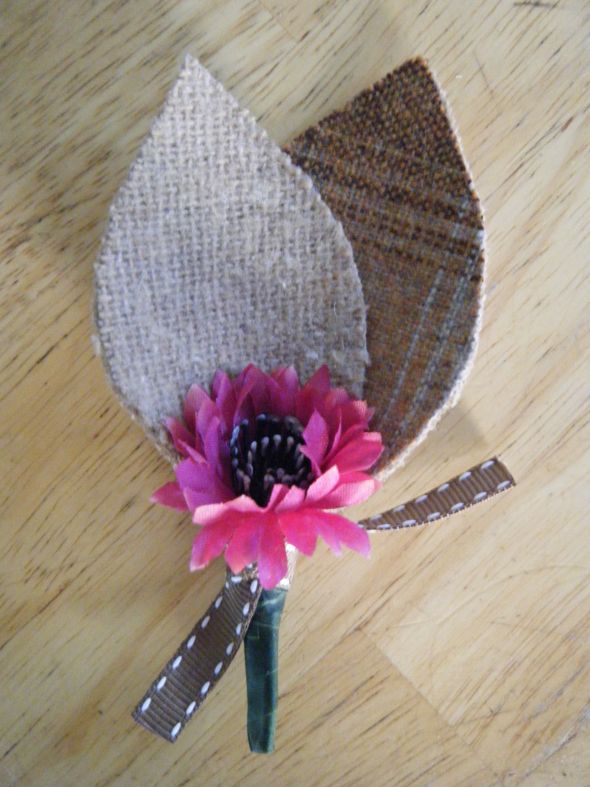 non-floral boutonniere ideas needed! :  wedding Bout2