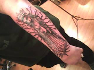 tatted bride & tatted bridal party... : wedding tattoo tatted tatt asian interracial etiquette culture Virgen
