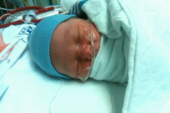 Baby Smushface Numero Uno!! :  wedding camrie baby smushface baby boy 258494 10100760538316979 6810705 66630307 2392096 O