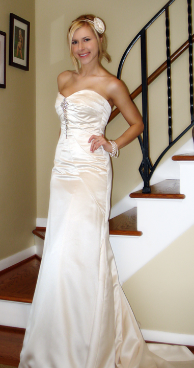 My Dress! Finally found the one - Pics! :  wedding dress gown group usa DSC03545 Crop Sm