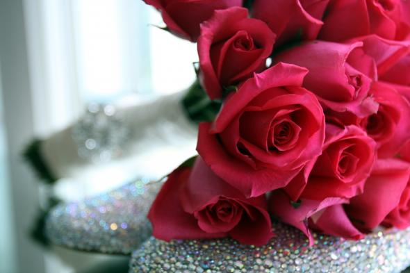 My DIY Costco Rose Bouquet